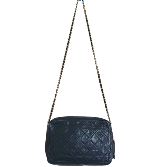 Chanel Vintage Camera Tassel quilted bag - Picture 5 of 11